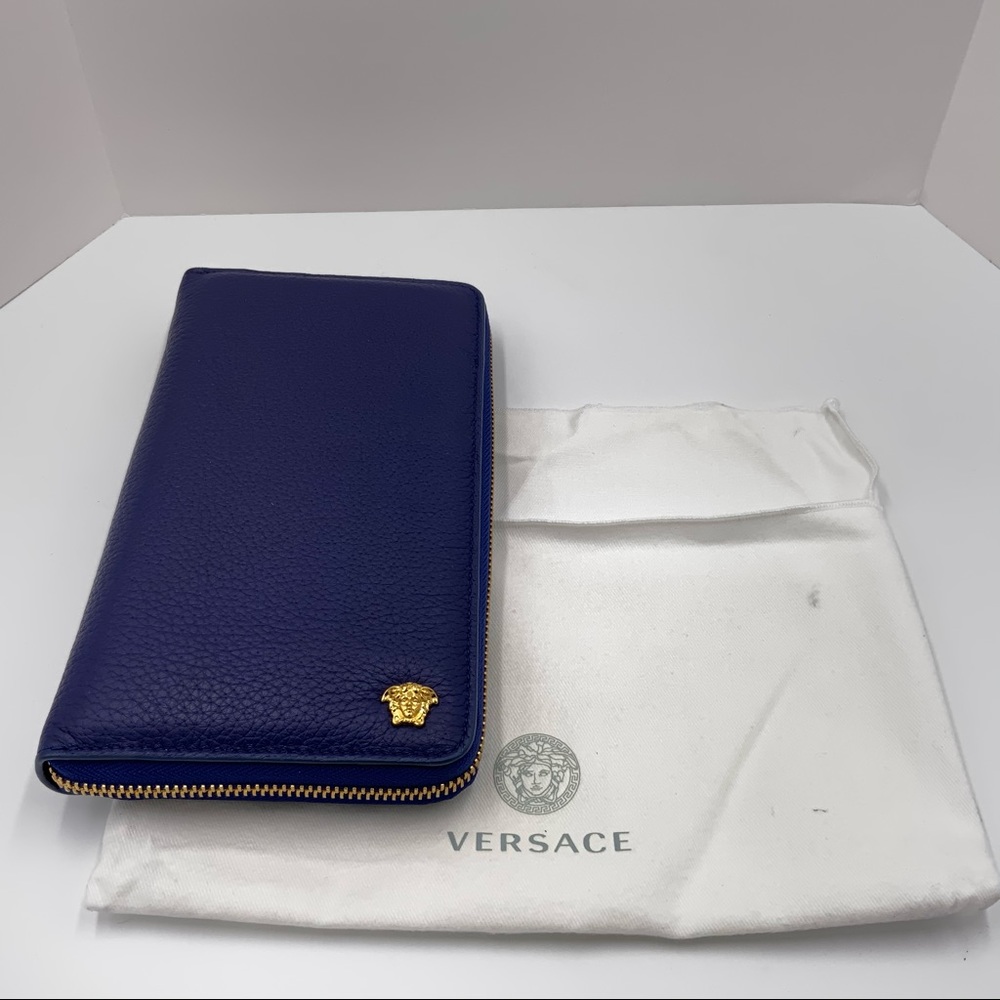 Versace Pebbled Calf Leather Zipper Organizer Blue
